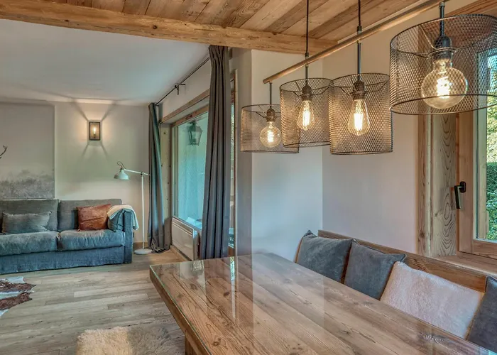 3 Pieces Avec Parking A Rochebrune - Fr-1-453-166 דירה